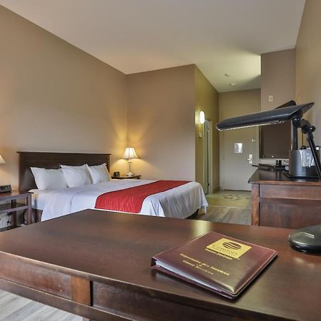 Comfort Inn & Suites Saint-Jerome Luaran gambar