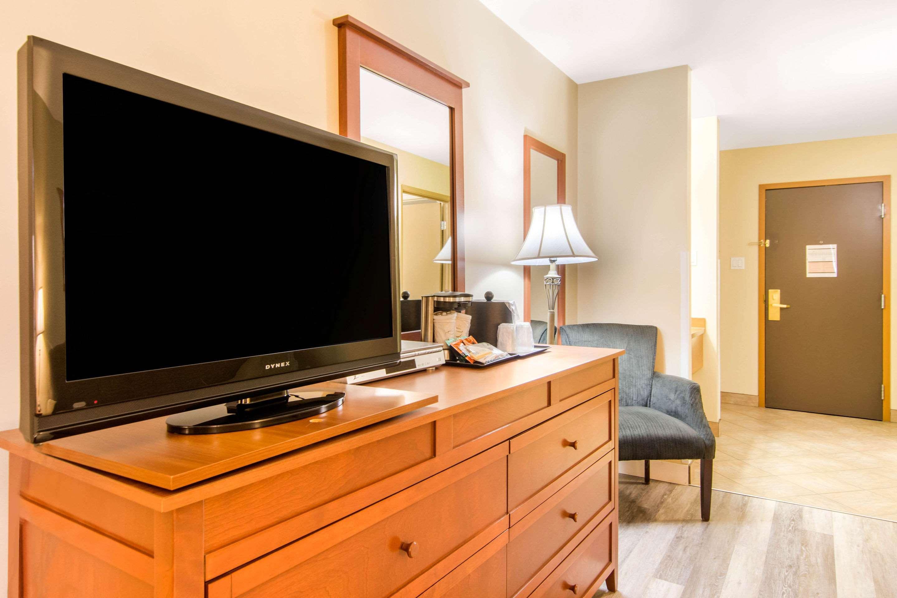 Comfort Inn & Suites Saint-Jerome Luaran gambar