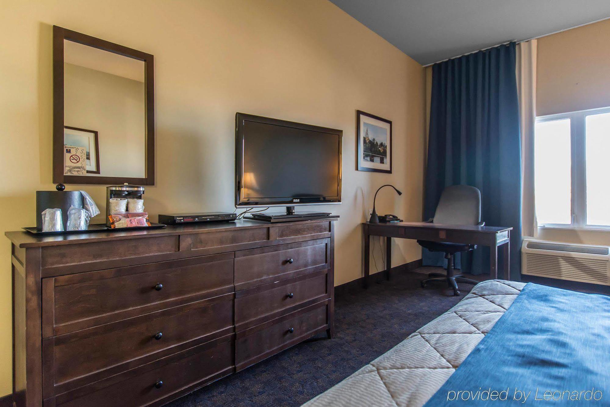 Comfort Inn & Suites Saint-Jerome Luaran gambar