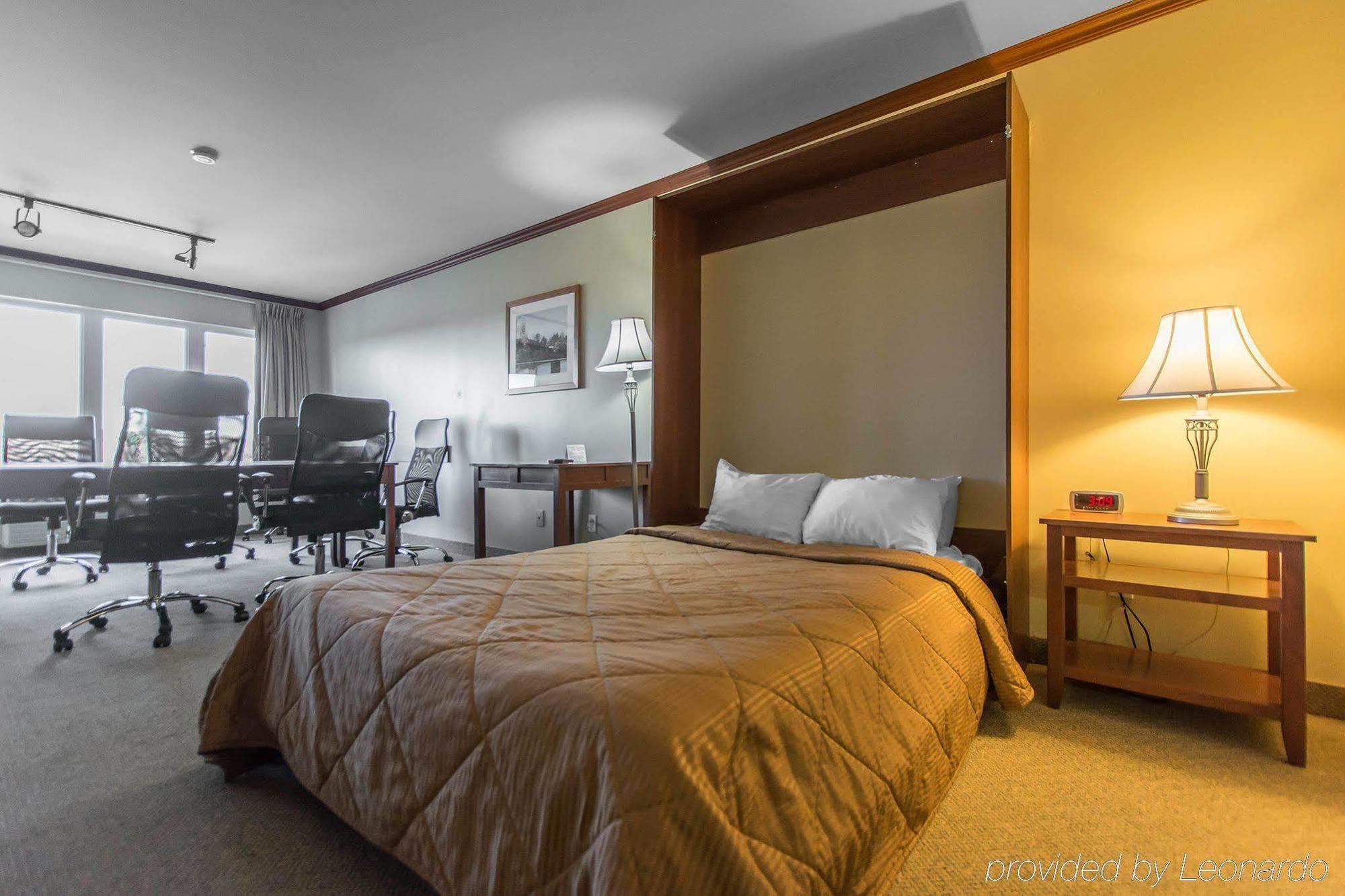 Comfort Inn & Suites Saint-Jerome Luaran gambar