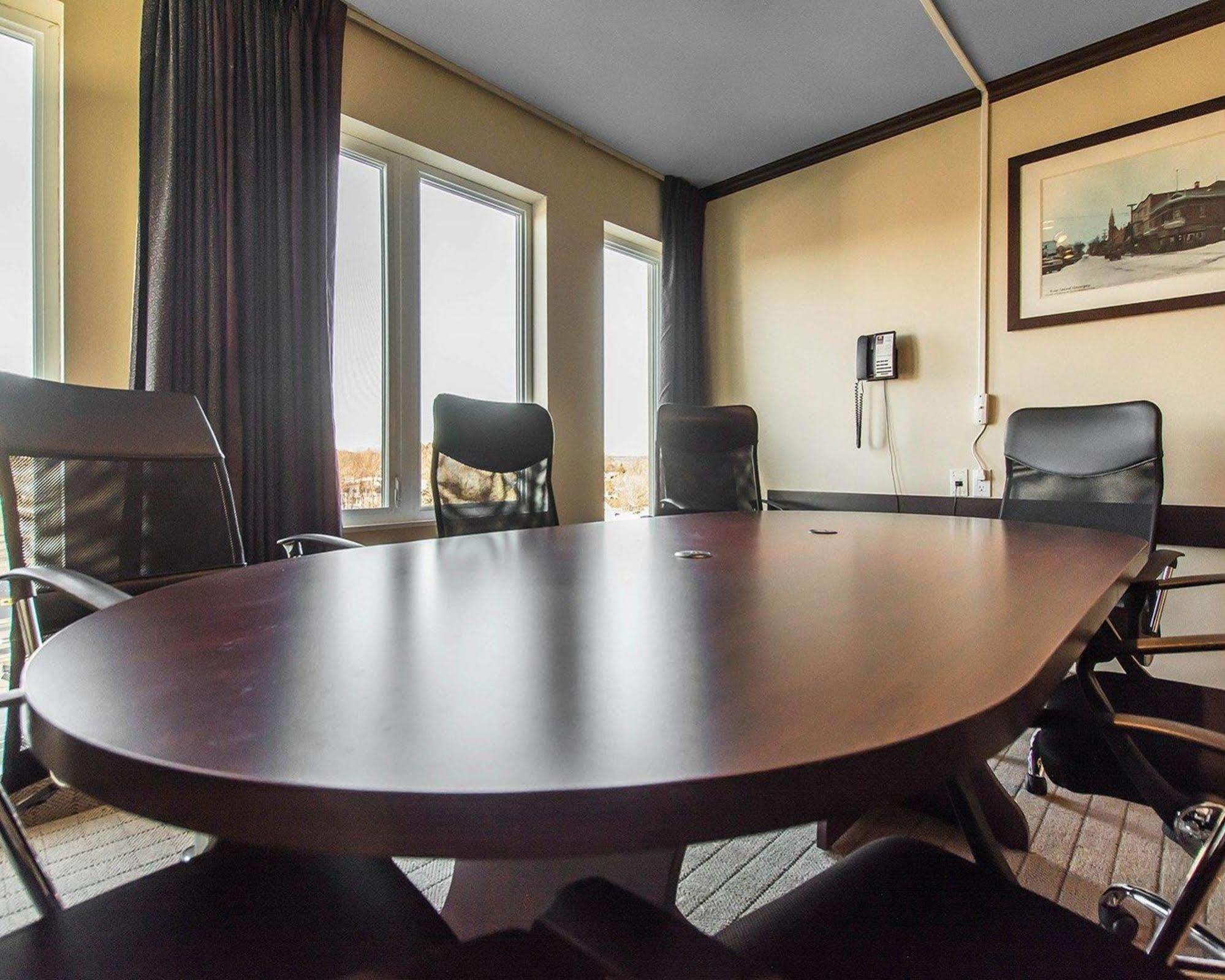 Comfort Inn & Suites Saint-Jerome Luaran gambar