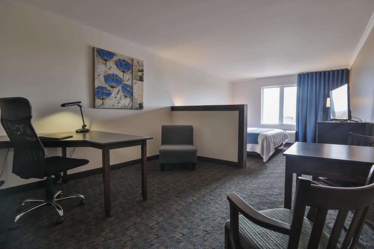 Comfort Inn & Suites Saint-Jerome Luaran gambar